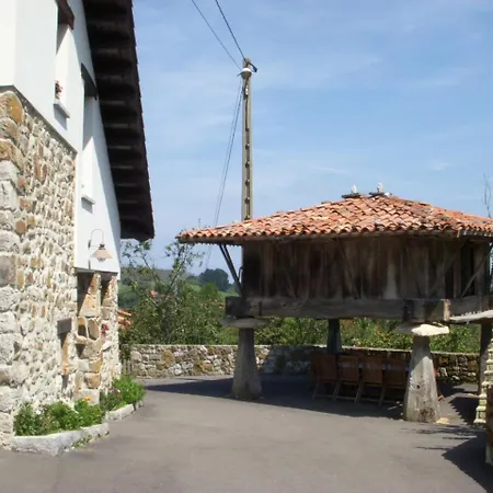 La Cuetara De Linares Holiday home Ribadesella