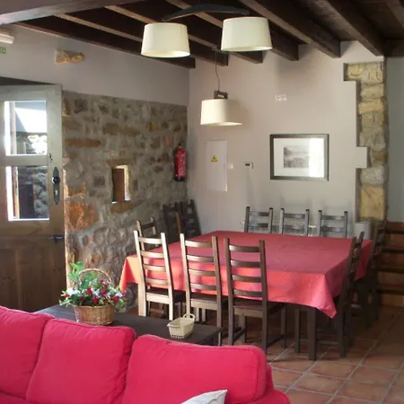 別荘 La Cuetara De Linares リバデセリャ